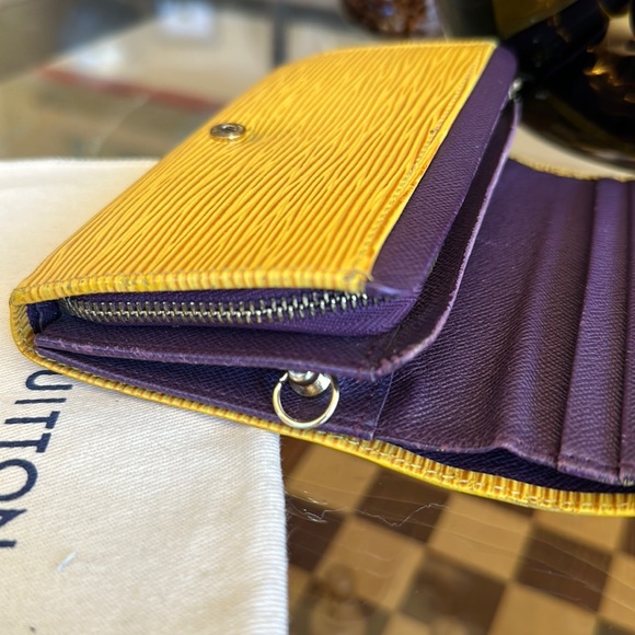 HOST PICK Louis Vuitton Epi Yellow Tresor Wallet with Dustbag, Box, Bag, Ribbon - Picture 7 of 15